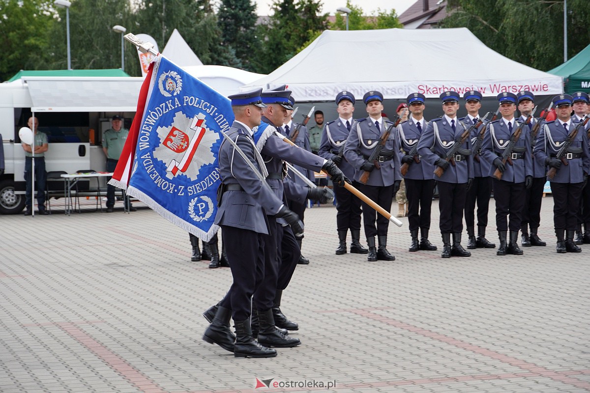 Święto Policji w Ostrołęce. Wręczono awanse i odznaczenia [20.07.2023] - zdjęcie #10 - eOstroleka.pl
