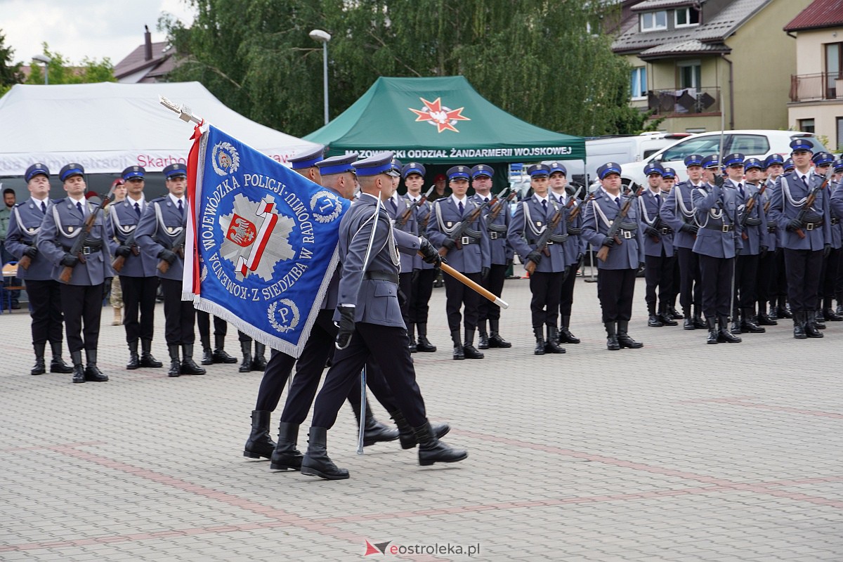 Święto Policji w Ostrołęce. Wręczono awanse i odznaczenia [20.07.2023] - zdjęcie #9 - eOstroleka.pl
