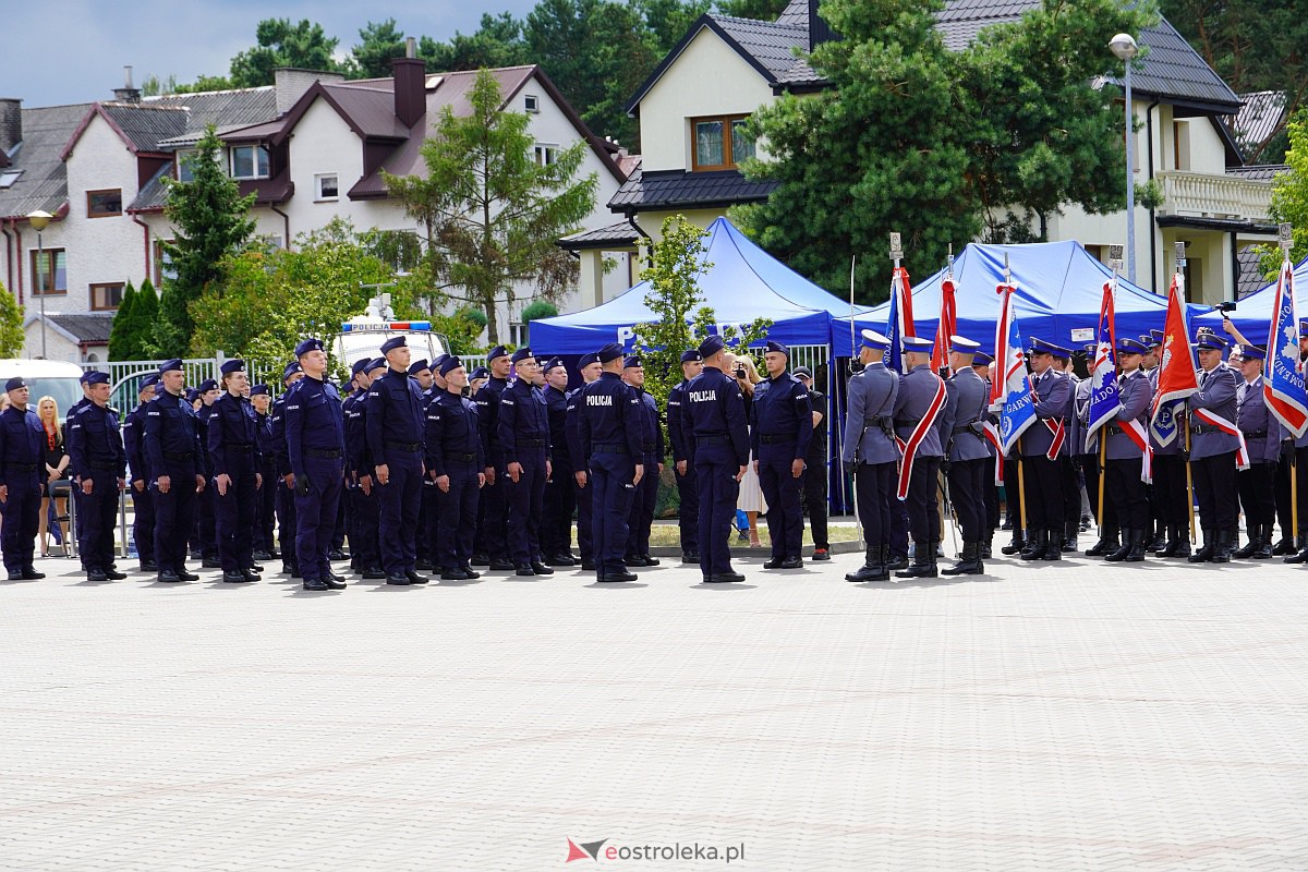 Święto Policji w Ostrołęce. Wręczono awanse i odznaczenia [20.07.2023] - zdjęcie #8 - eOstroleka.pl