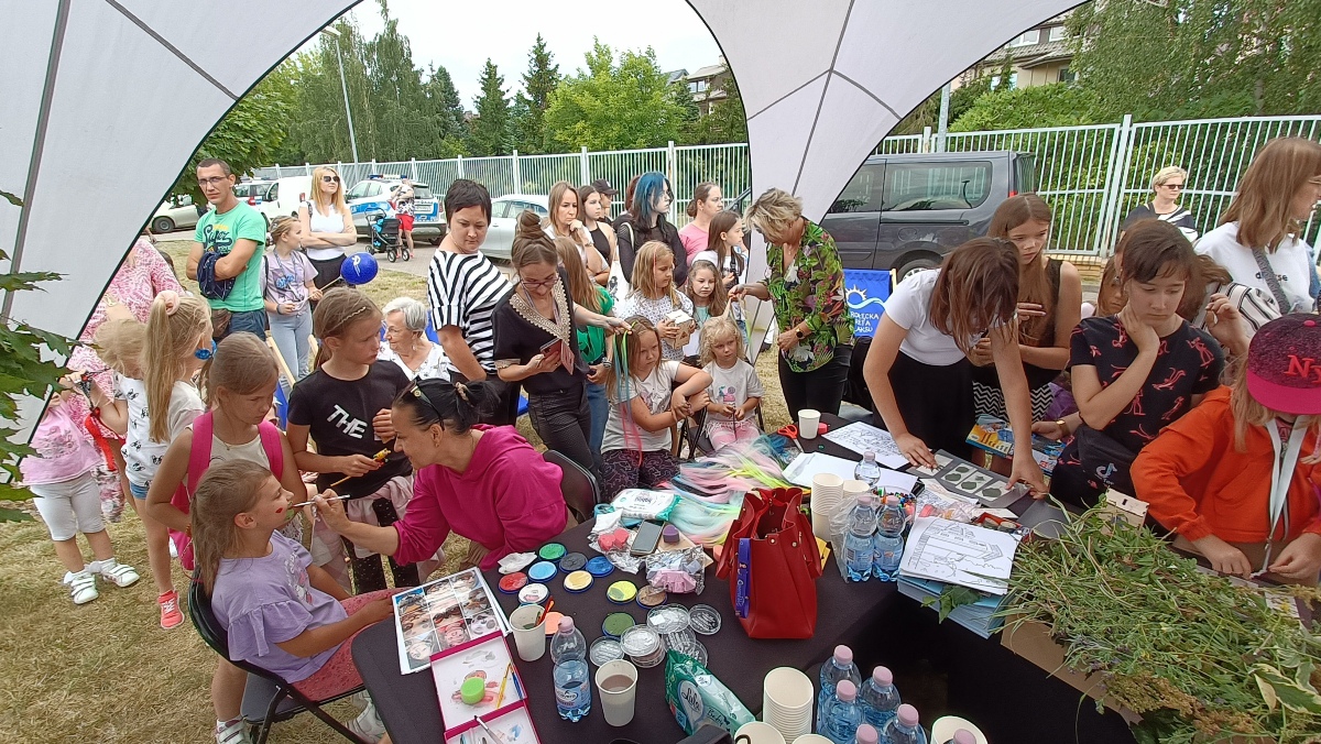 Rodzinny piknik na Święto Policji w Ostrołęce [20.07.2023] - zdjęcie #118 - eOstroleka.pl