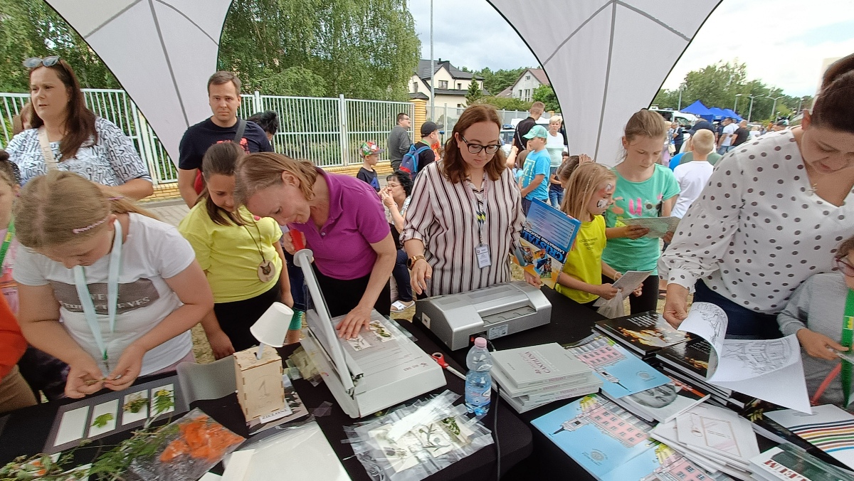 Rodzinny piknik na Święto Policji w Ostrołęce [20.07.2023] - zdjęcie #28 - eOstroleka.pl