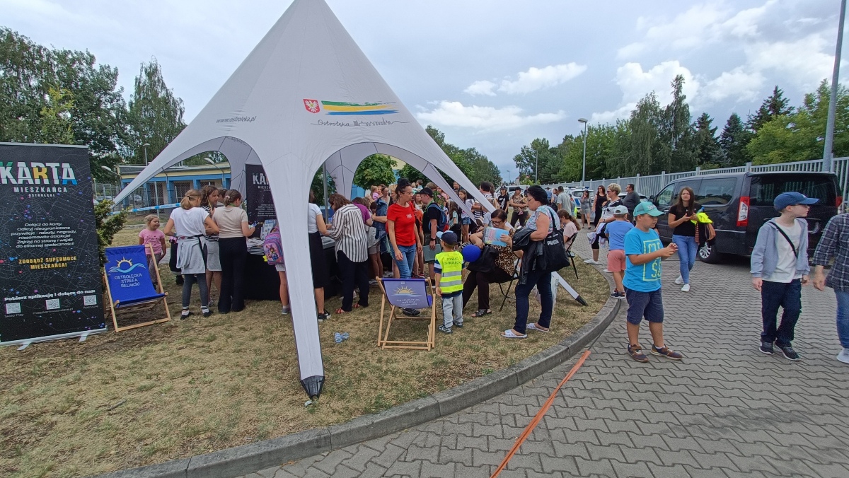 Rodzinny piknik na Święto Policji w Ostrołęce [20.07.2023] - zdjęcie #38 - eOstroleka.pl