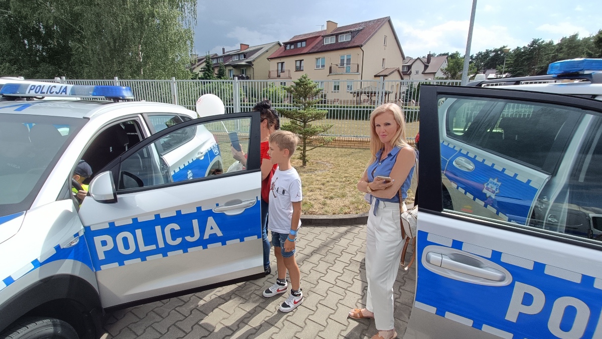 Rodzinny piknik na Święto Policji w Ostrołęce [20.07.2023] - zdjęcie #73 - eOstroleka.pl