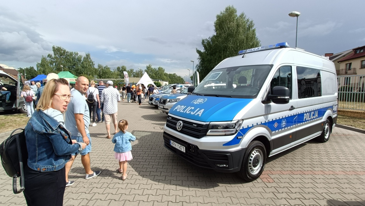Rodzinny piknik na Święto Policji w Ostrołęce [20.07.2023] - zdjęcie #76 - eOstroleka.pl