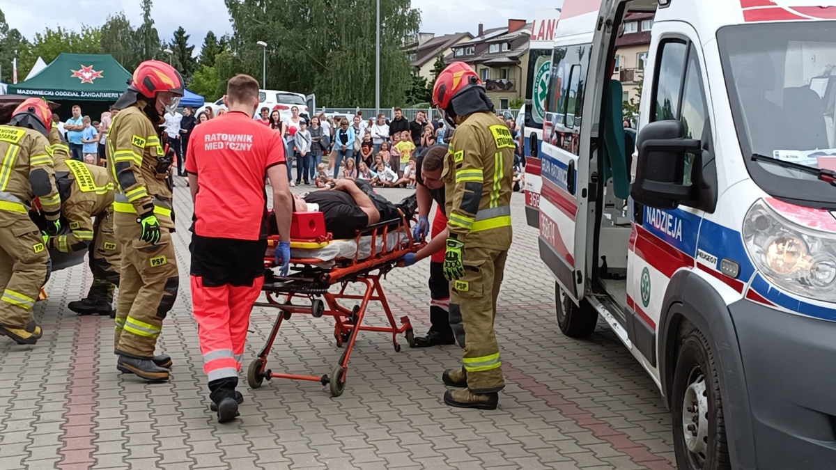 Rodzinny piknik na Święto Policji w Ostrołęce [20.07.2023] - zdjęcie #126 - eOstroleka.pl