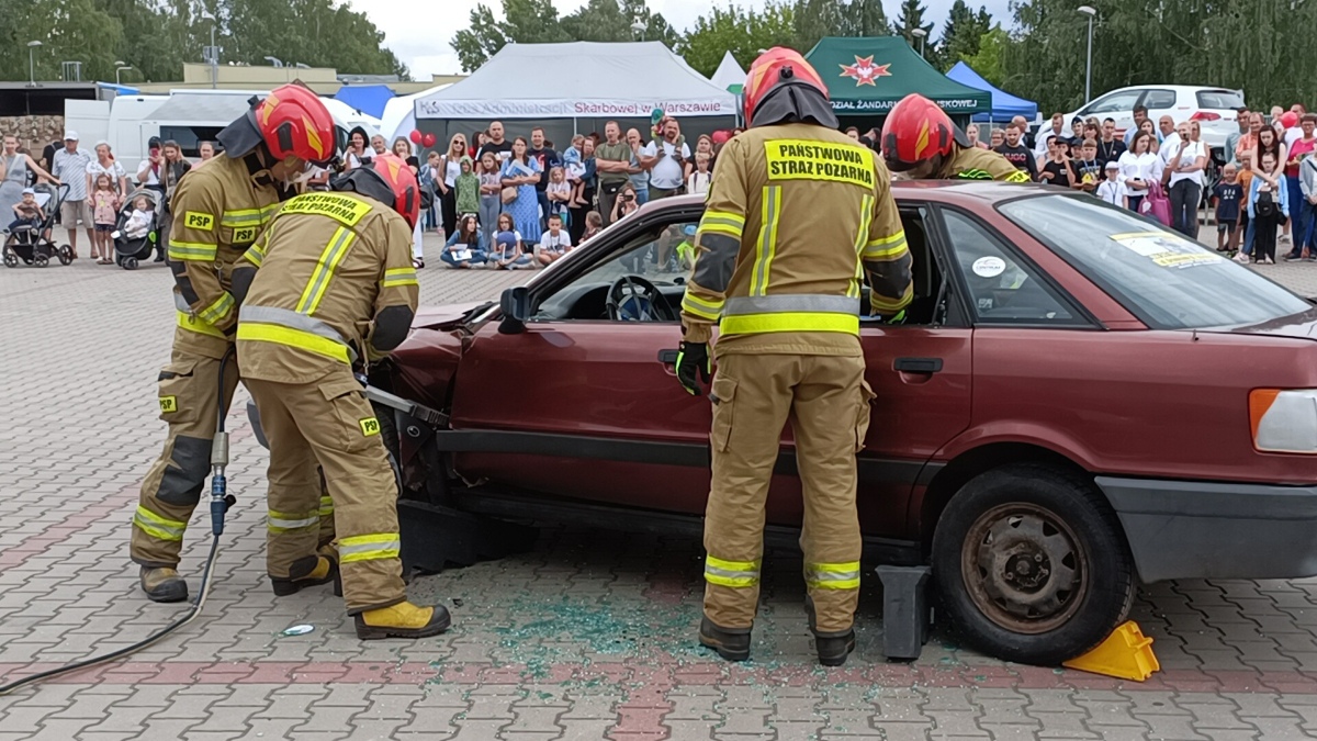 Rodzinny piknik na Święto Policji w Ostrołęce [20.07.2023] - zdjęcie #139 - eOstroleka.pl