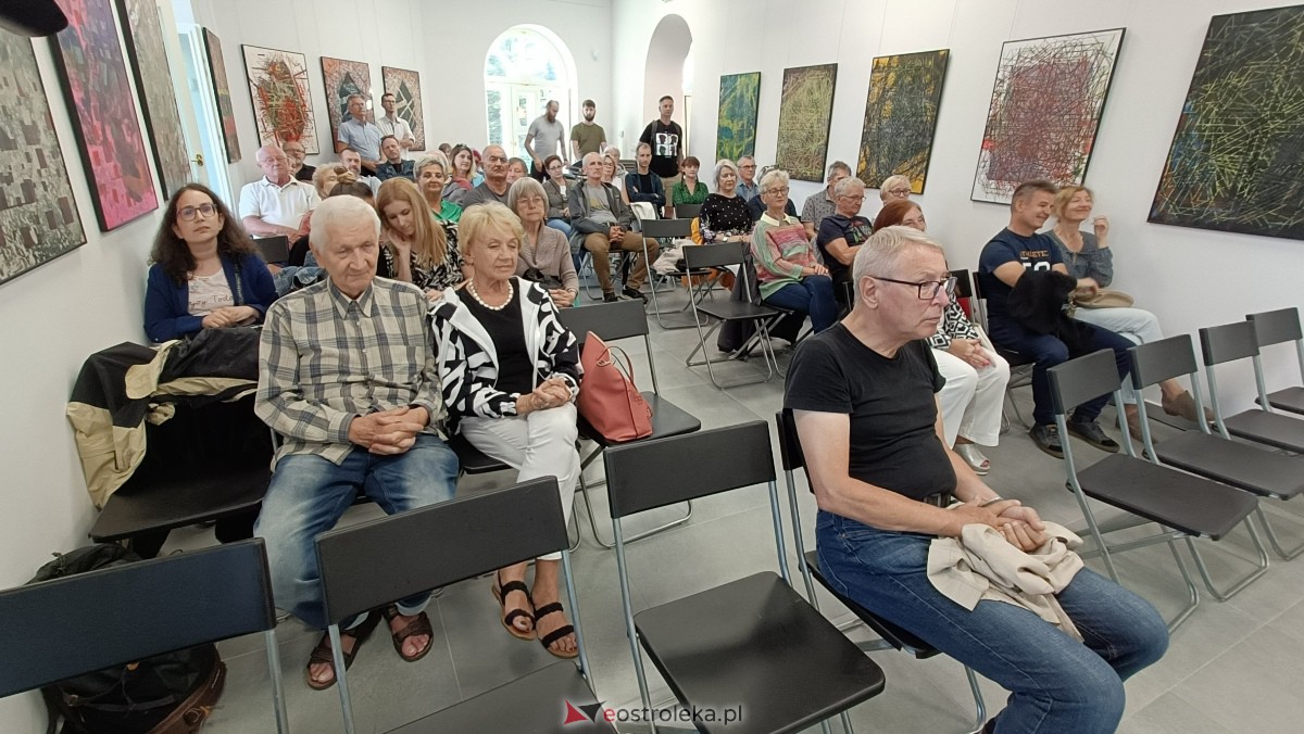 ART Czwartek - koncert Leny Piękniewskiej w Galerii Ostrołęka [20.07.2023] - zdjęcie #21 - eOstroleka.pl