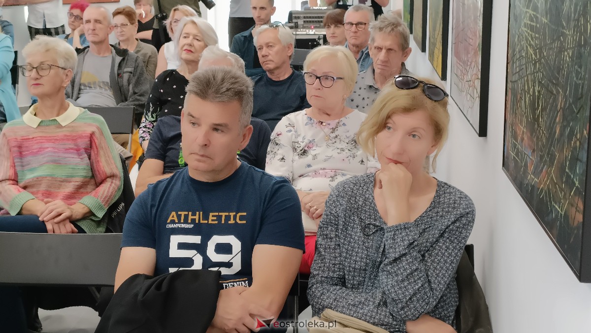 ART Czwartek - koncert Leny Piękniewskiej w Galerii Ostrołęka [20.07.2023] - zdjęcie #13 - eOstroleka.pl
