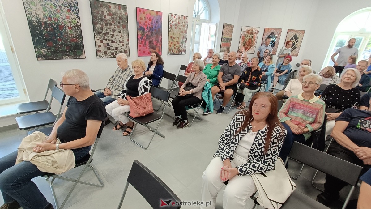 ART Czwartek - koncert Leny Piękniewskiej w Galerii Ostrołęka [20.07.2023] - zdjęcie #3 - eOstroleka.pl