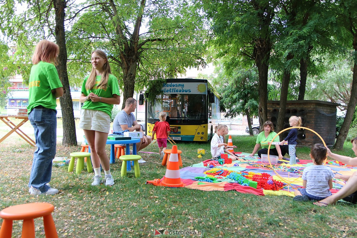Radosny Świetlicobus w trasie [21.07.2023] - zdjęcie #9 - eOstroleka.pl