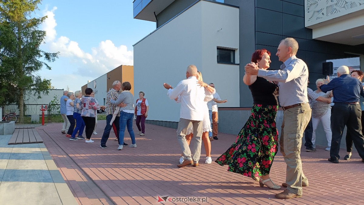 Plenerowa potańcówka w Kadzidle [22.07.2023] - zdjęcie #66 - eOstroleka.pl