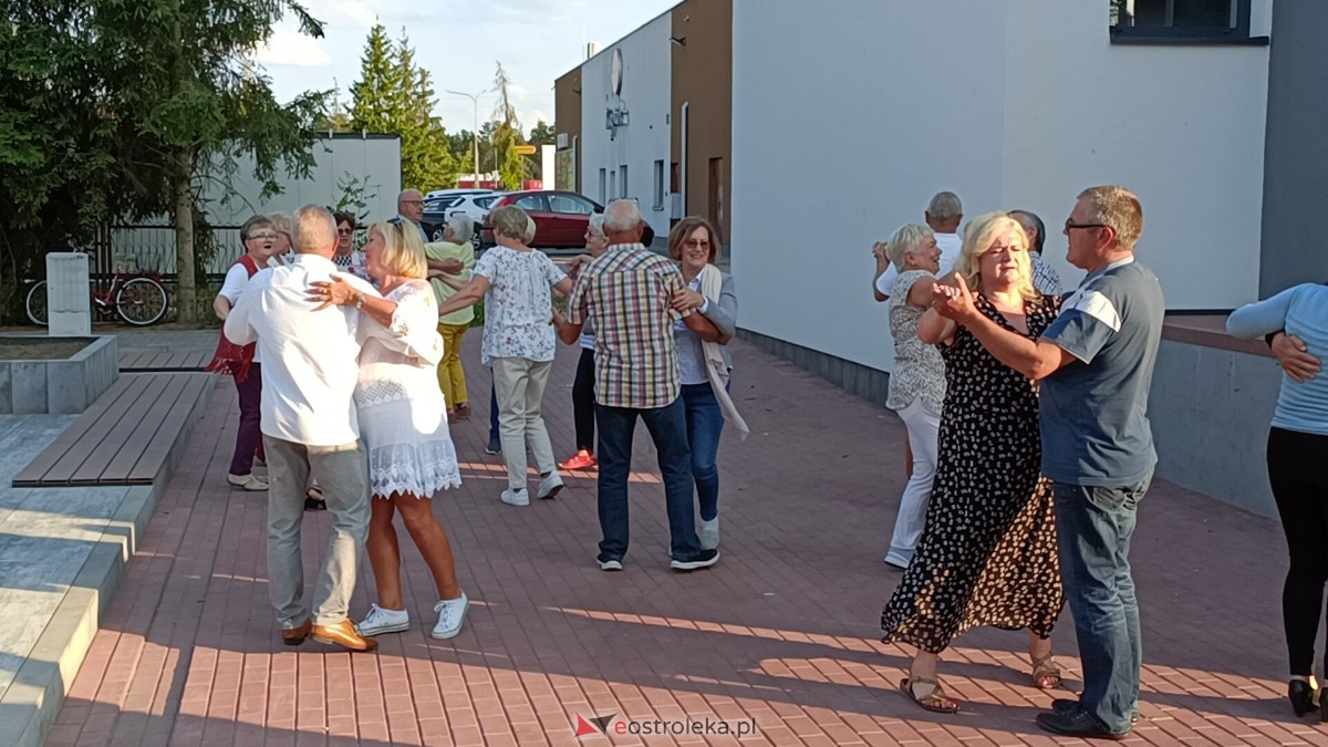 Plenerowa potańcówka w Kadzidle [22.07.2023] - zdjęcie #57 - eOstroleka.pl
