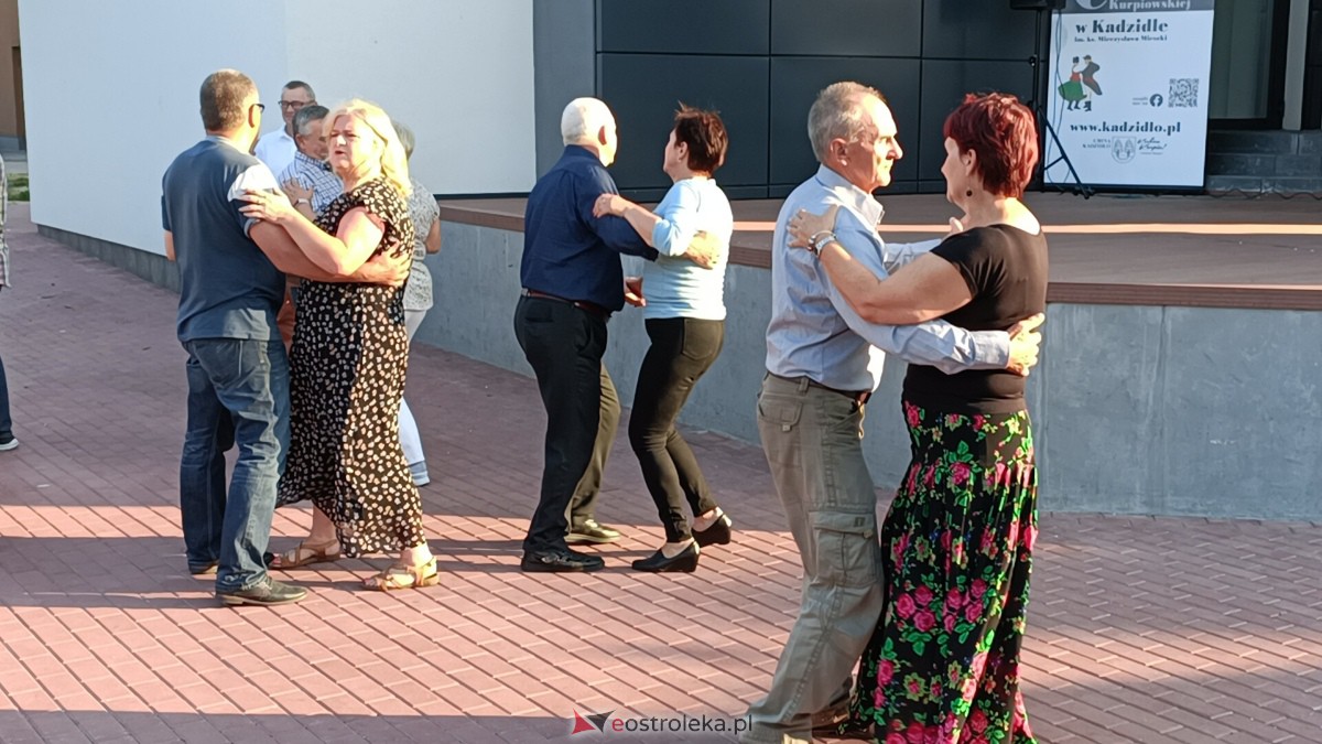 Plenerowa potańcówka w Kadzidle [22.07.2023] - zdjęcie #56 - eOstroleka.pl