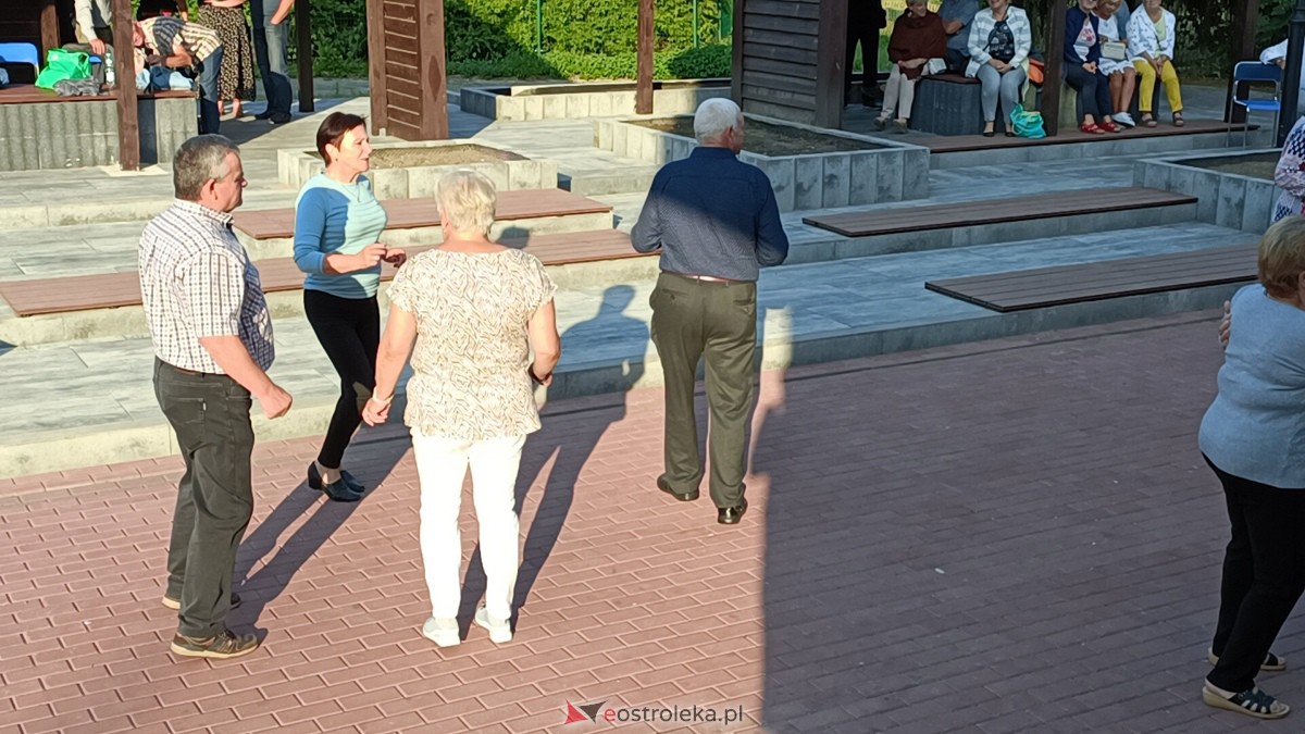 Plenerowa potańcówka w Kadzidle [22.07.2023] - zdjęcie #35 - eOstroleka.pl