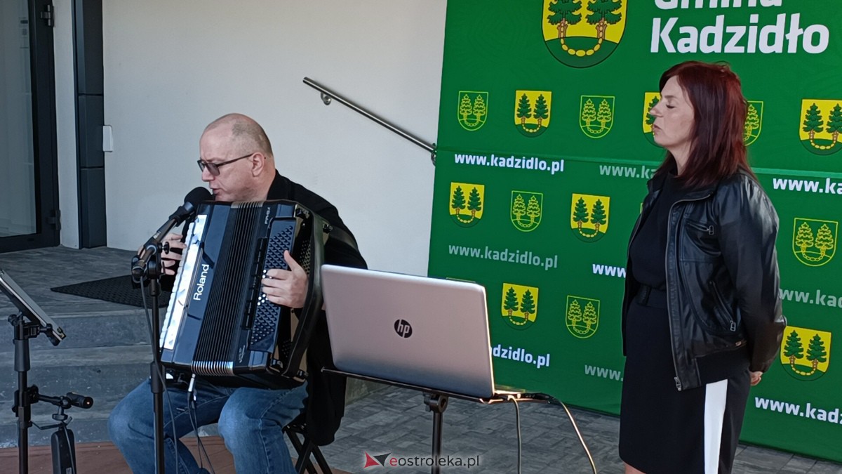 Plenerowa potańcówka w Kadzidle [22.07.2023] - zdjęcie #34 - eOstroleka.pl