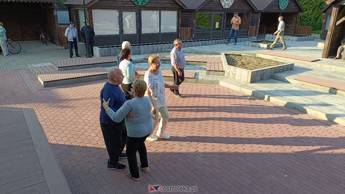 Plenerowa potańcówka w Kadzidle [22.07.2023] - zdjęcie #29 - eOstroleka.pl