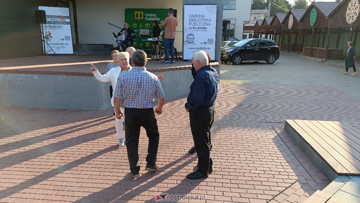 Plenerowa potańcówka w Kadzidle [22.07.2023] - zdjęcie #21 - eOstroleka.pl
