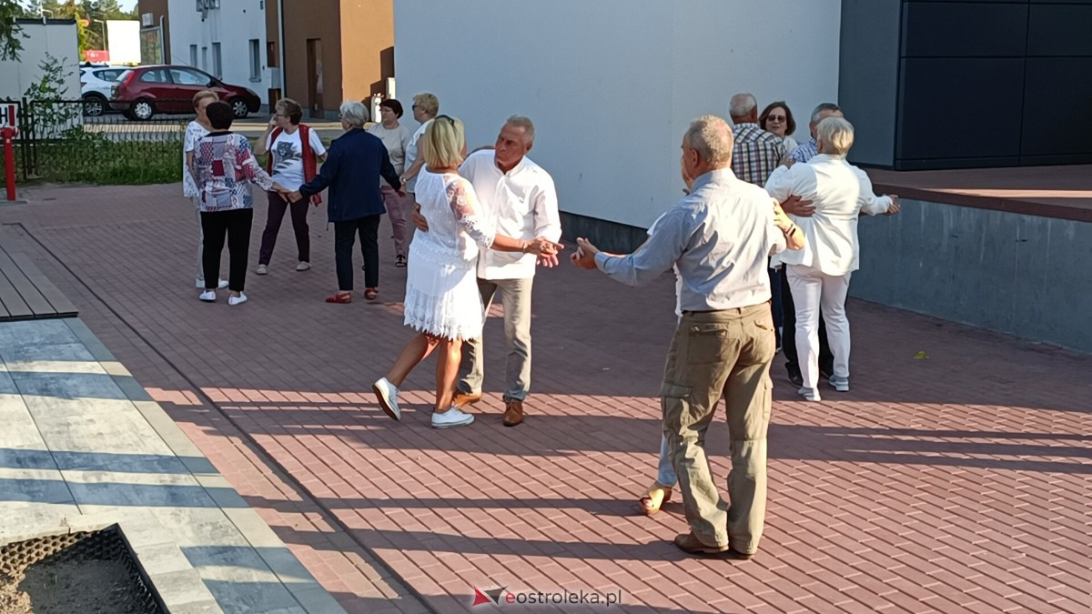 Plenerowa potańcówka w Kadzidle [22.07.2023] - zdjęcie #20 - eOstroleka.pl