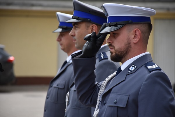 Święto Policji w Wyszkowie. Były awanse i odznaczenia dla zasłużonych funkcjonariuszy [25.07.2023] - zdjęcie #10 - eOstroleka.pl