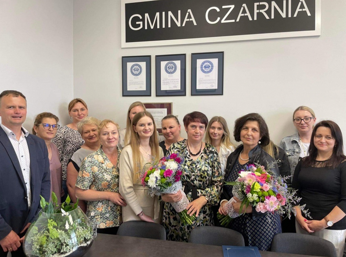 Urzędnicy z Czarni świętują wyjątkowe jubileusze [26.07.2023] - zdjęcie #4 - eOstroleka.pl