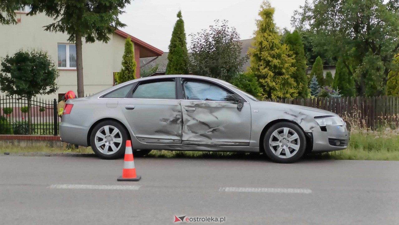 Wypadek w Borawem [26.07.2023] - zdjęcie #6 - eOstroleka.pl