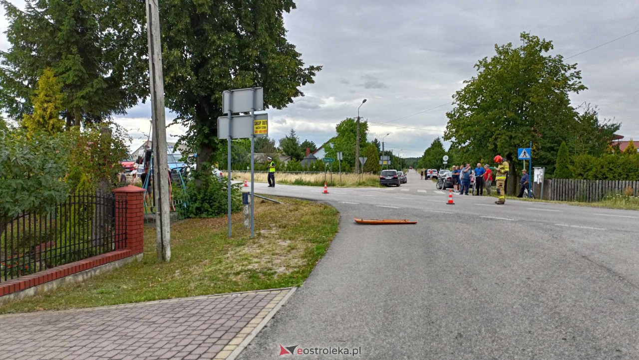 Wypadek w Borawem [26.07.2023] - zdjęcie #8 - eOstroleka.pl
