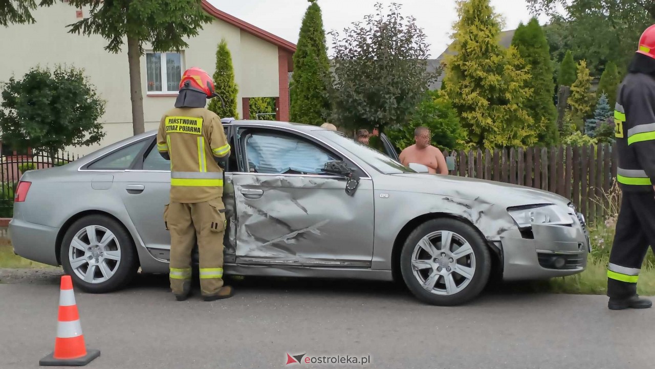 Wypadek w Borawem [26.07.2023] - zdjęcie #16 - eOstroleka.pl