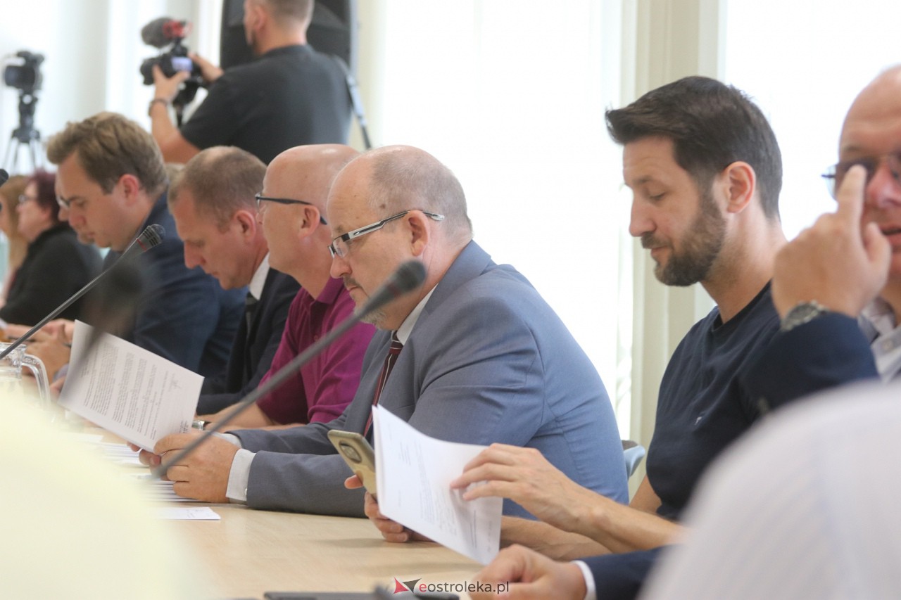 Sesja rady miasta [27.07.2023] - zdjęcie #23 - eOstroleka.pl