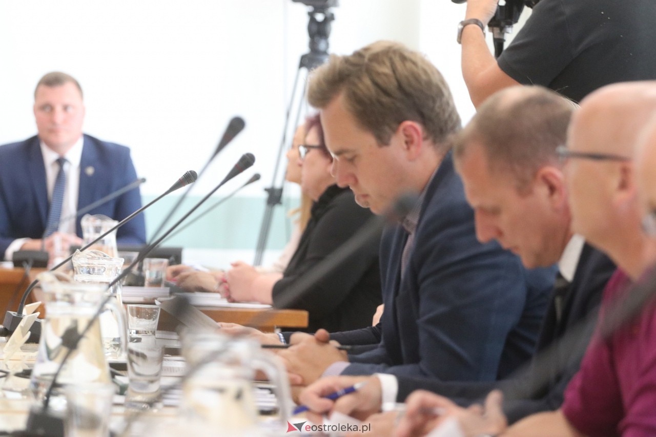 Sesja rady miasta [27.07.2023] - zdjęcie #21 - eOstroleka.pl