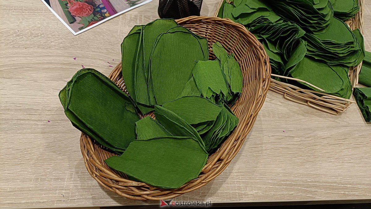 Warsztaty Etnodizajn po kurpiowsku - Malwa u płota - zdjęcie #9 - eOstroleka.pl