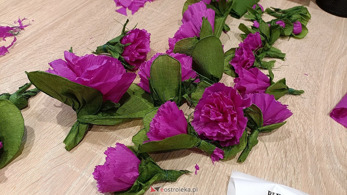 Warsztaty Etnodizajn po kurpiowsku - Malwa u płota - zdjęcie #5 - eOstroleka.pl