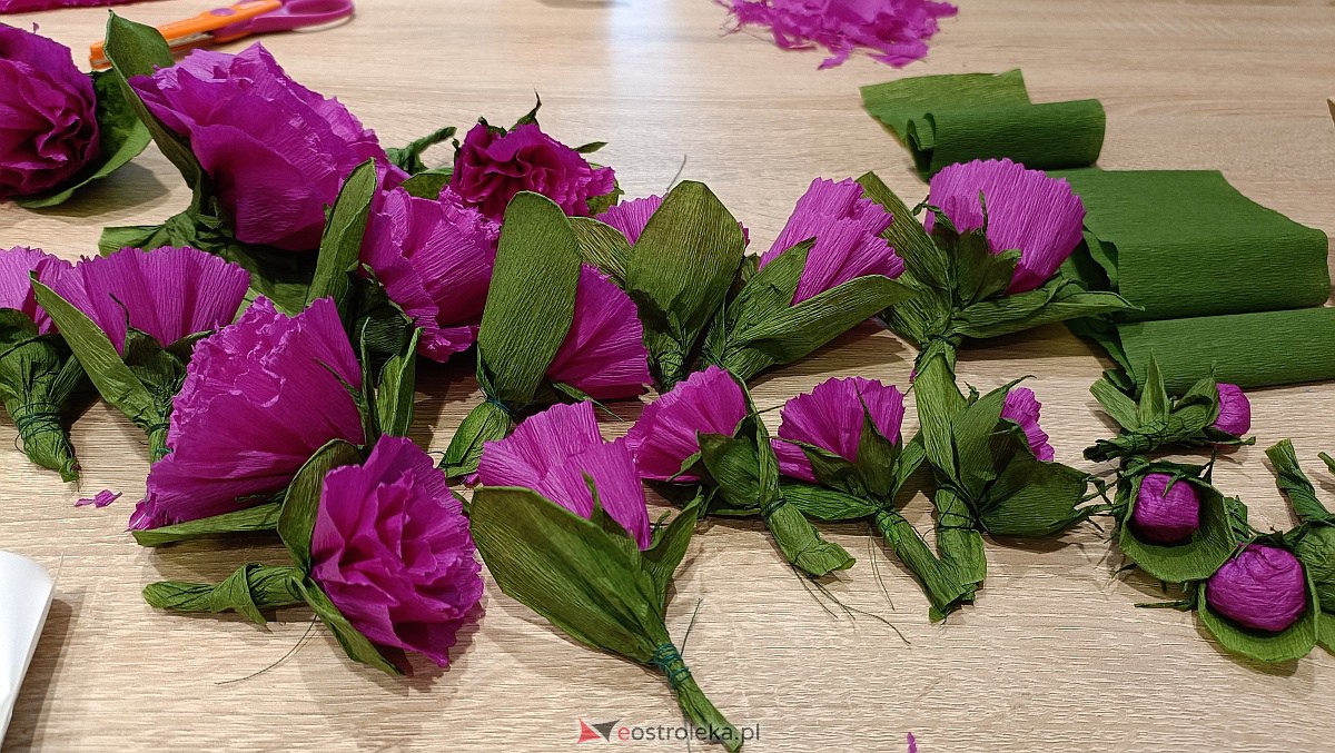 Warsztaty Etnodizajn po kurpiowsku - Malwa u płota - zdjęcie #1 - eOstroleka.pl