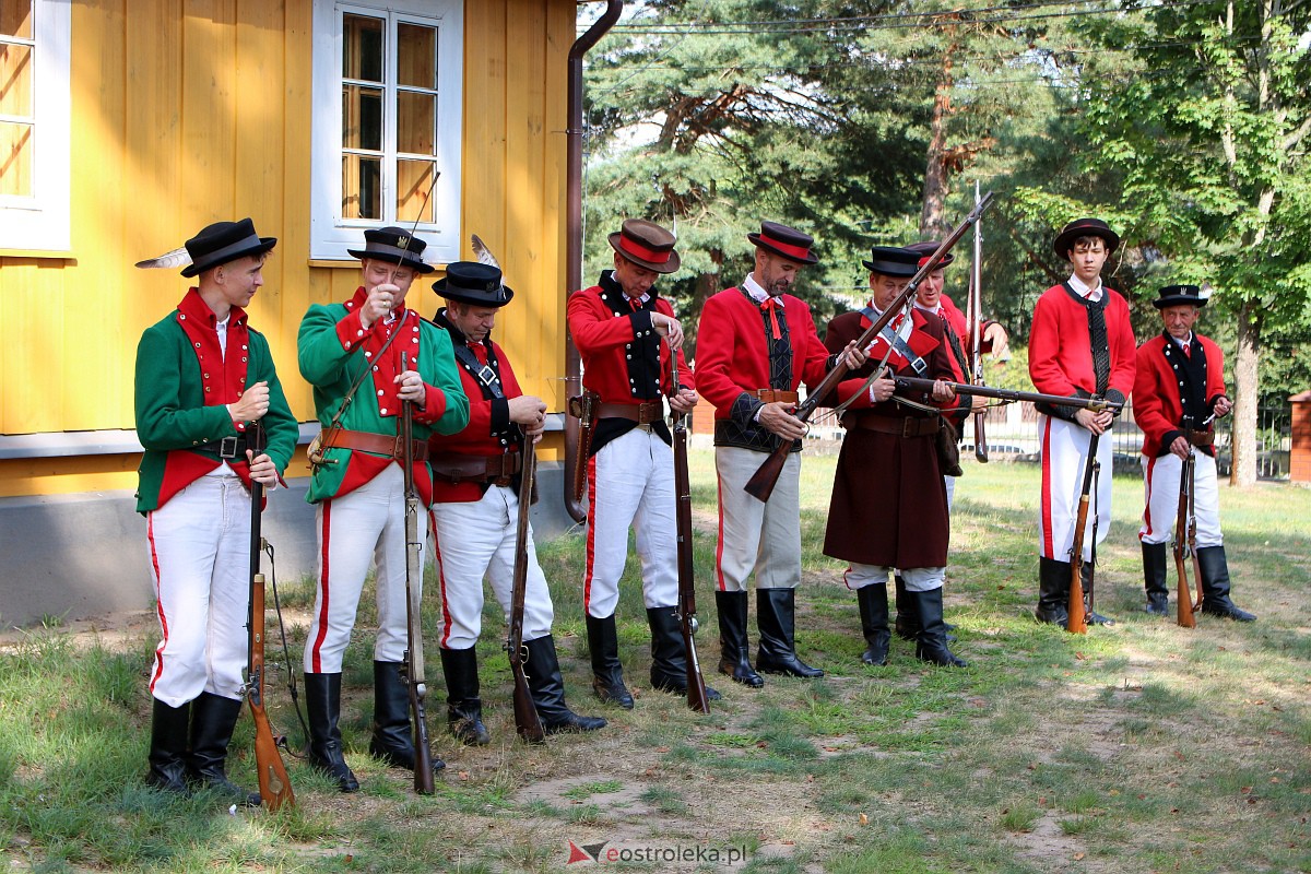 Jubileusz Tuzina Lat Stowarzyszenia Strzelców Kurpiowskich [30.07.2023] - zdjęcie #30 - eOstroleka.pl