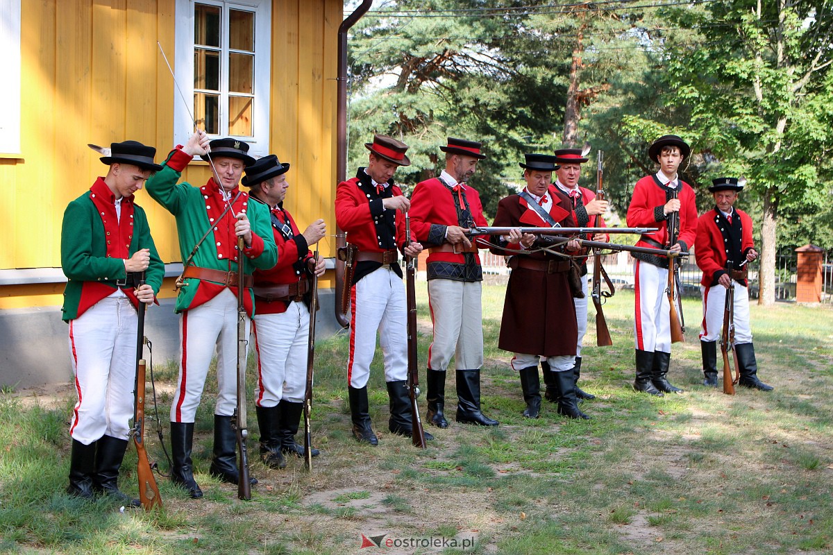 Jubileusz Tuzina Lat Stowarzyszenia Strzelców Kurpiowskich [30.07.2023] - zdjęcie #29 - eOstroleka.pl