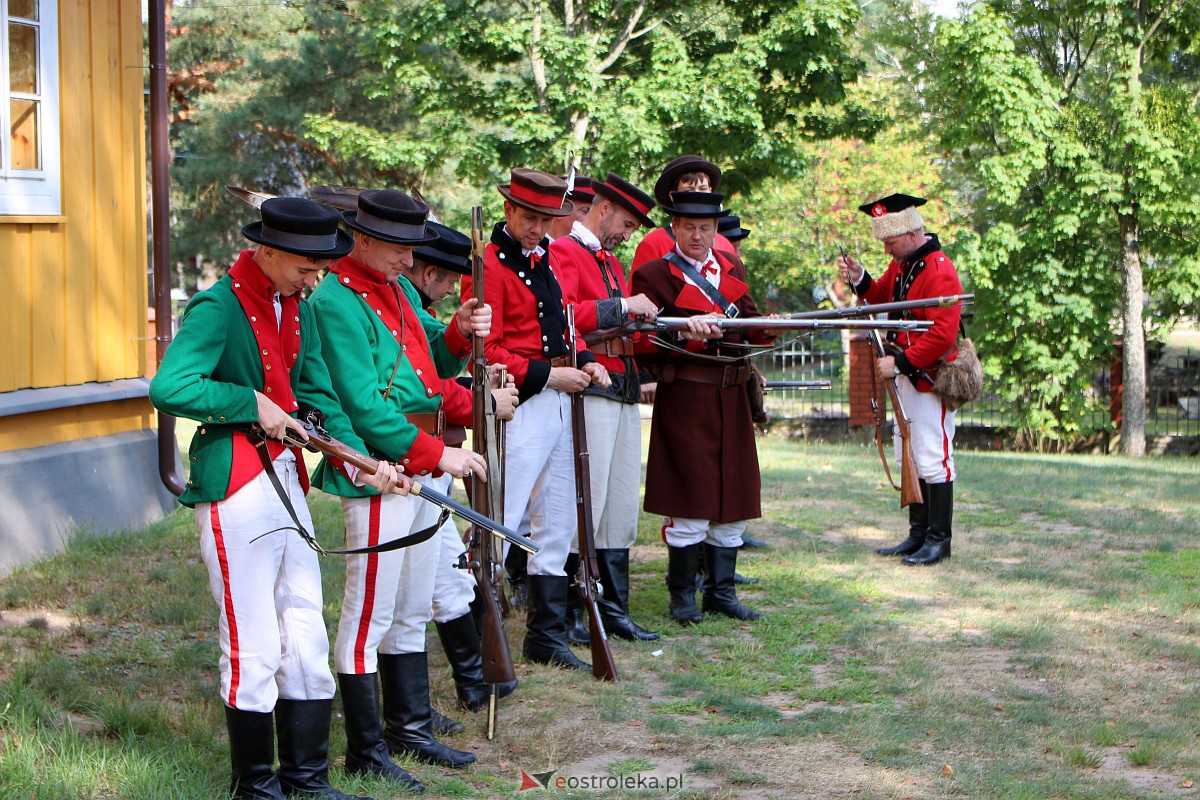 Jubileusz Tuzina Lat Stowarzyszenia Strzelców Kurpiowskich [30.07.2023] - zdjęcie #27 - eOstroleka.pl