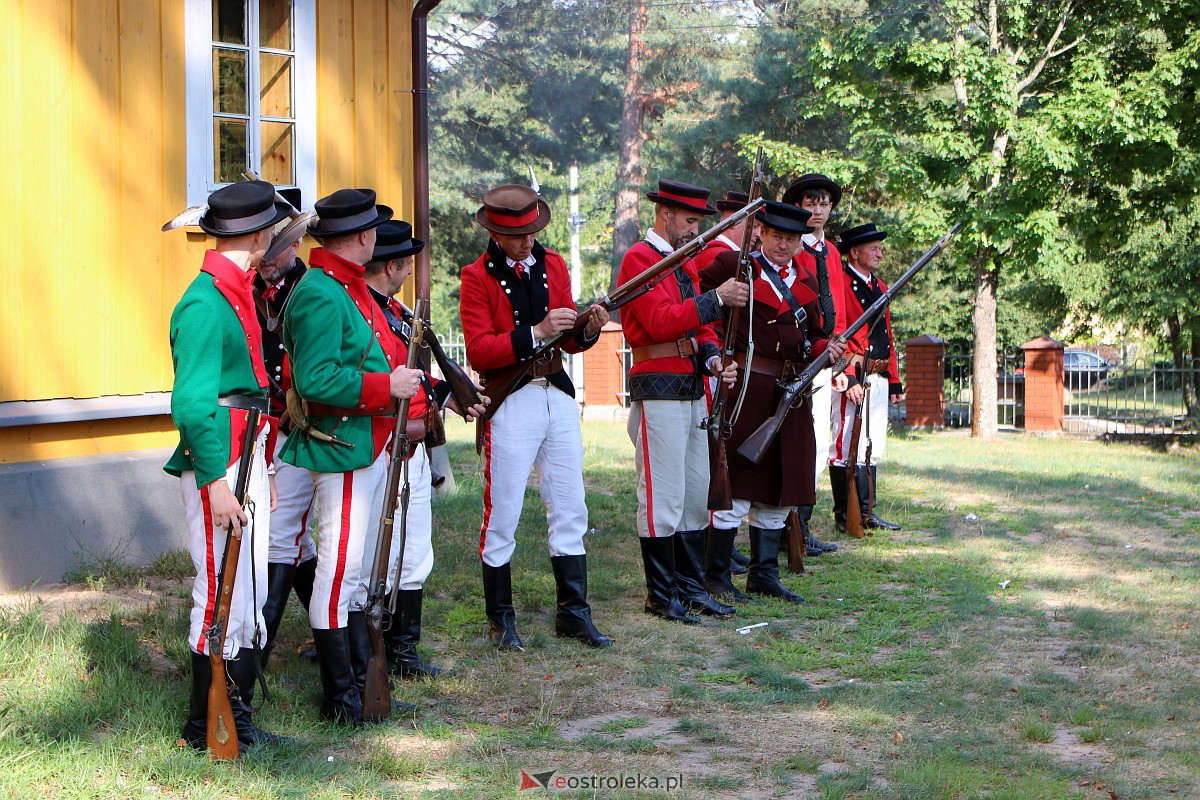 Jubileusz Tuzina Lat Stowarzyszenia Strzelców Kurpiowskich [30.07.2023] - zdjęcie #20 - eOstroleka.pl