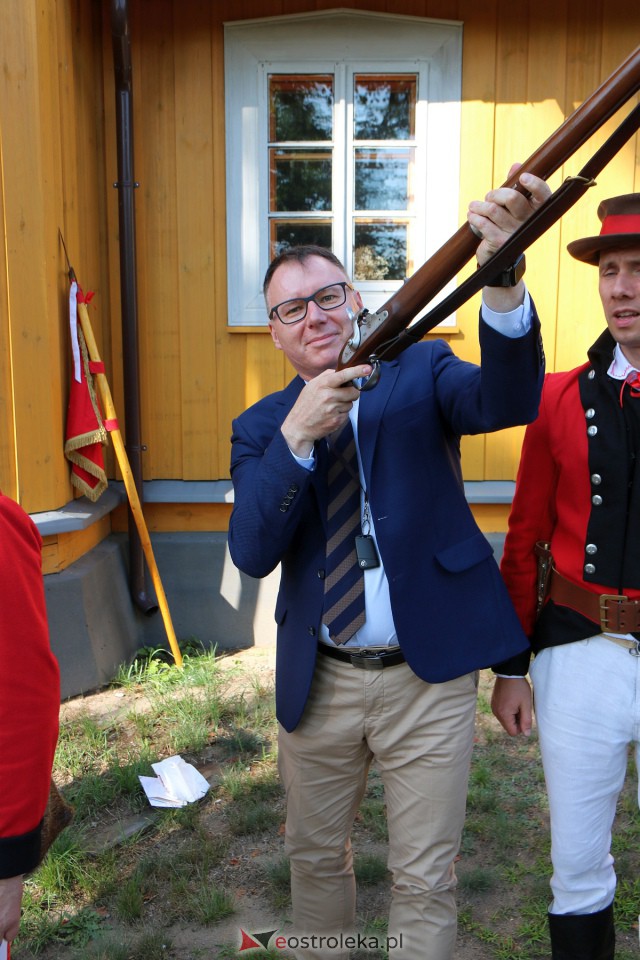 Jubileusz Tuzina Lat Stowarzyszenia Strzelców Kurpiowskich [30.07.2023] - zdjęcie #7 - eOstroleka.pl