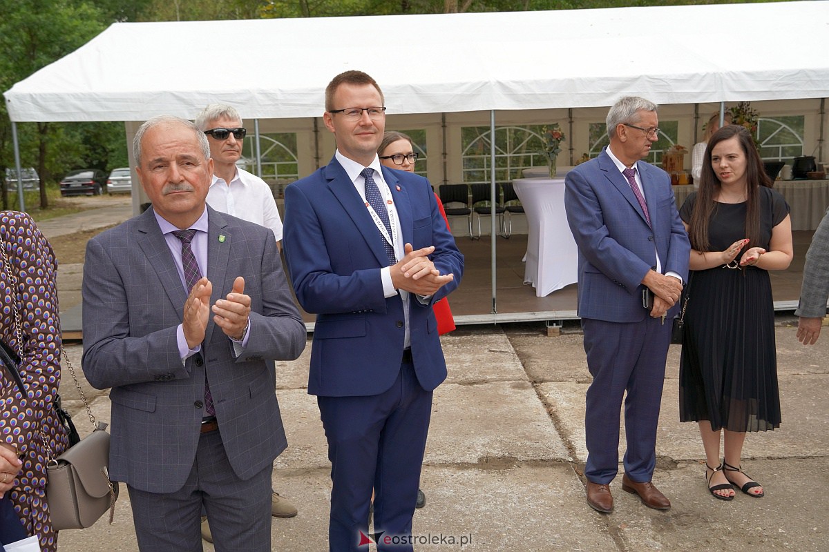 Podpisanie umowy na budowę mostu w Teodorowie [01.08.2023] - zdjęcie #22 - eOstroleka.pl