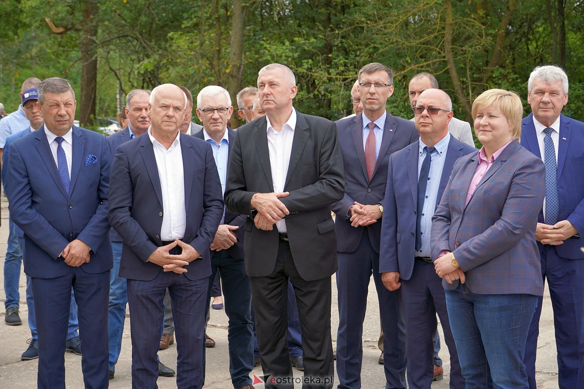 Podpisanie umowy na budowę mostu w Teodorowie [01.08.2023] - zdjęcie #21 - eOstroleka.pl