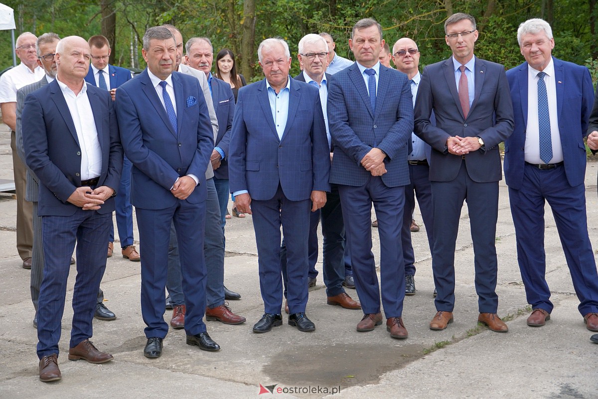 Podpisanie umowy na budowę mostu w Teodorowie [01.08.2023] - zdjęcie #7 - eOstroleka.pl