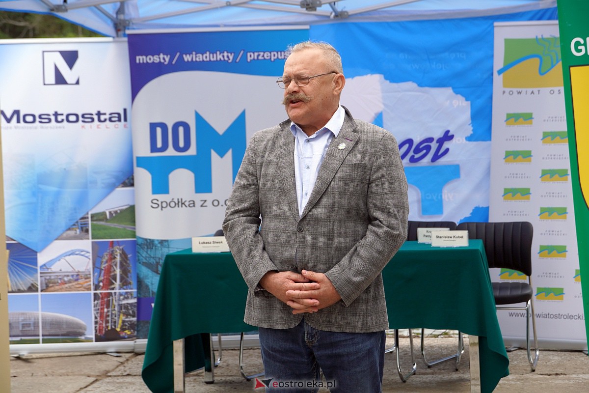 Podpisanie umowy na budowę mostu w Teodorowie [01.08.2023] - zdjęcie #1 - eOstroleka.pl