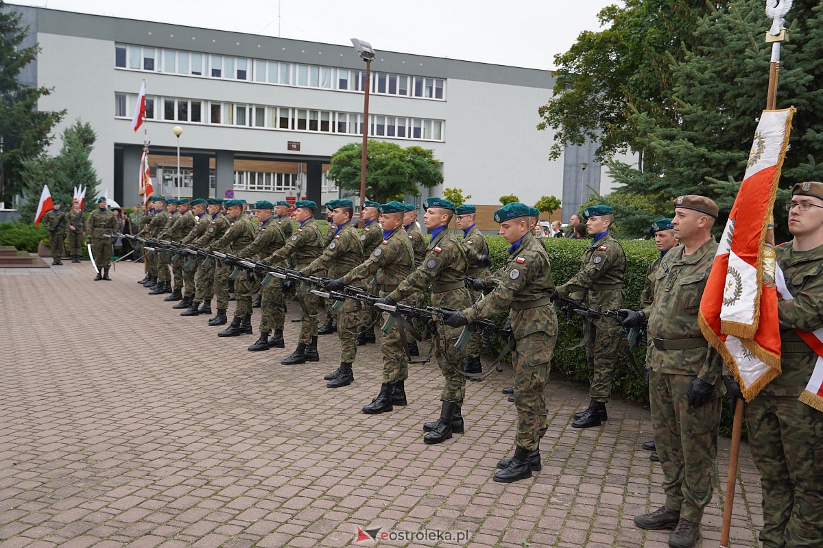 Godzina W w Ostrołęce. Rocznica wybuchu Powstania Warszawskiego [1.08.2023] - zdjęcie #41 - eOstroleka.pl