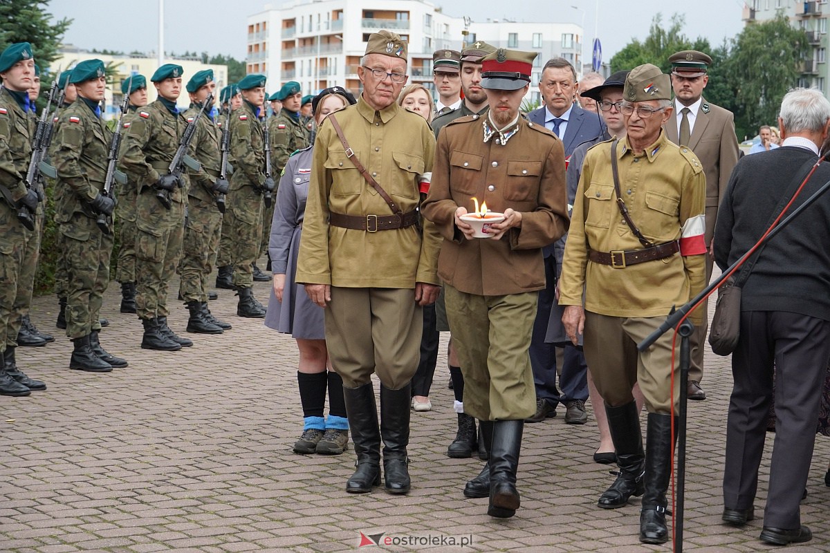 Godzina W w Ostrołęce. Rocznica wybuchu Powstania Warszawskiego [1.08.2023] - zdjęcie #13 - eOstroleka.pl