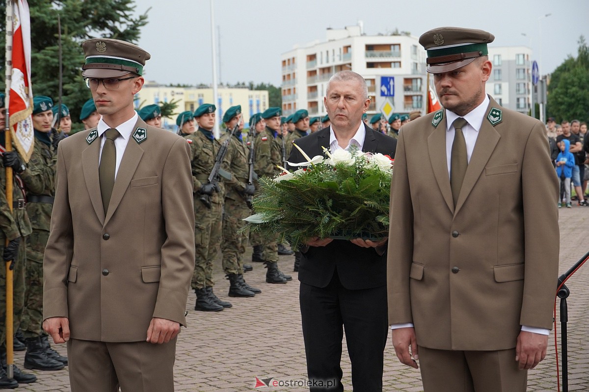 Godzina W w Ostrołęce. Rocznica wybuchu Powstania Warszawskiego [1.08.2023] - zdjęcie #4 - eOstroleka.pl