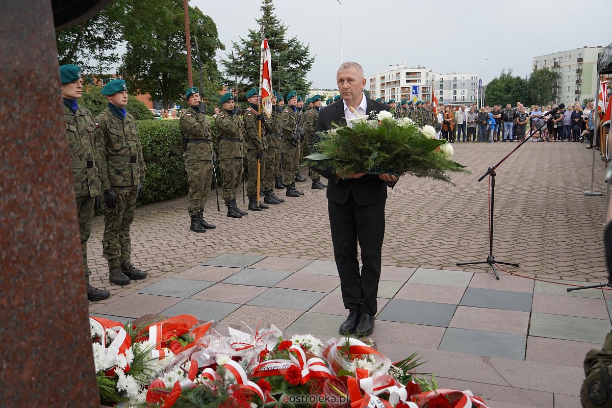 Godzina W w Ostrołęce. Rocznica wybuchu Powstania Warszawskiego [1.08.2023] - zdjęcie #1 - eOstroleka.pl