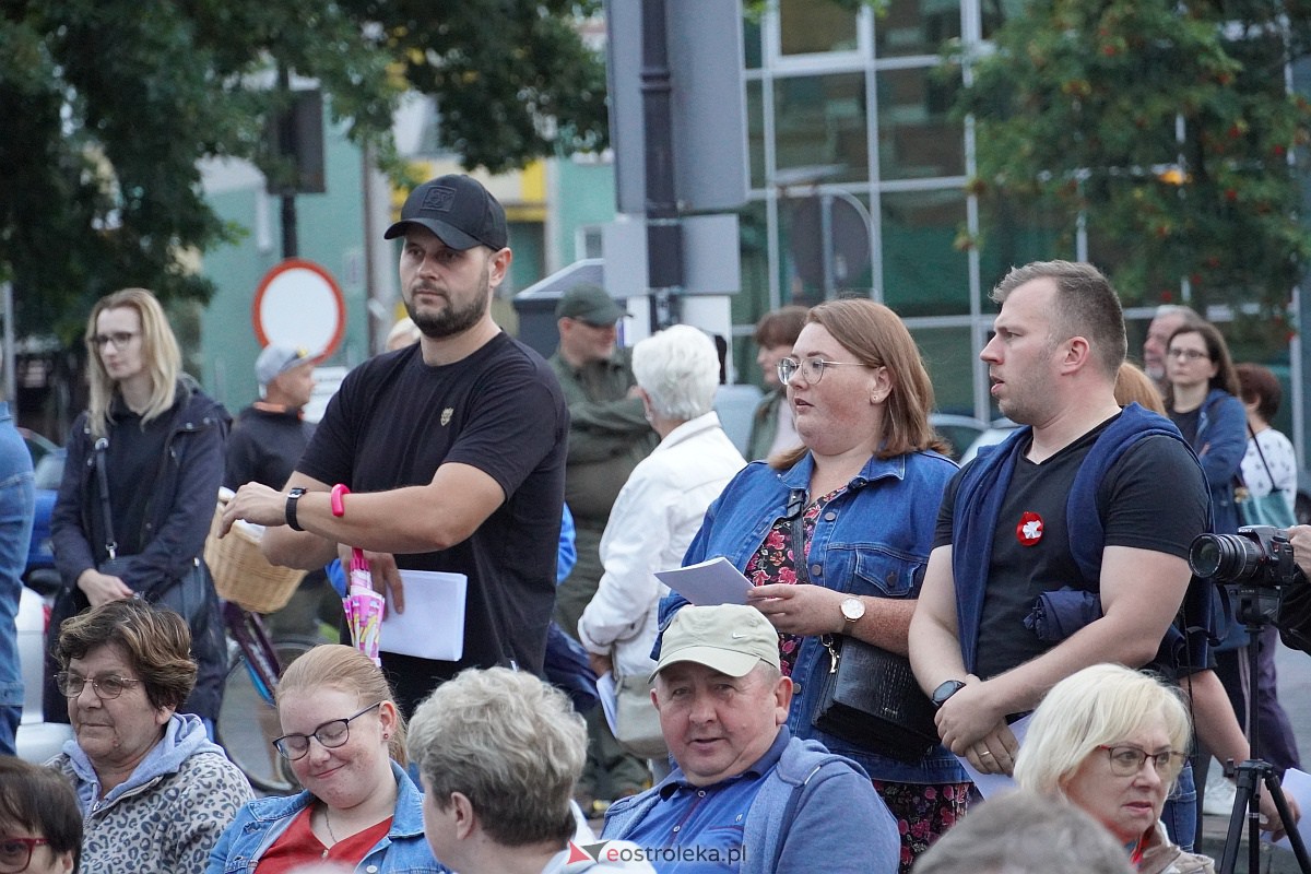 Koncert Ostrołęka Powstańcom Warszawskim [1.08.2023] - zdjęcie #46 - eOstroleka.pl