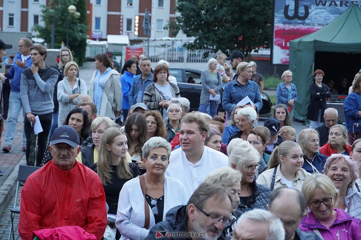 Koncert Ostrołęka Powstańcom Warszawskim [1.08.2023] - zdjęcie #41 - eOstroleka.pl