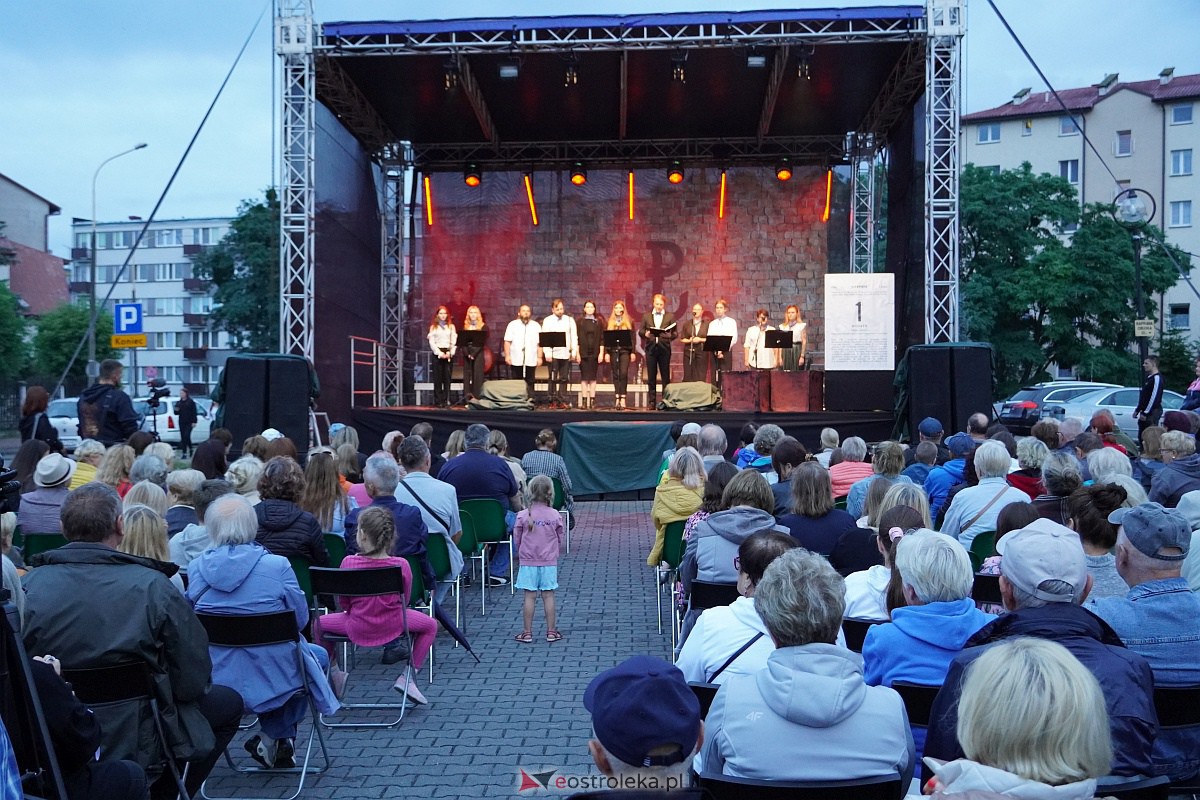 Koncert Ostrołęka Powstańcom Warszawskim [1.08.2023] - zdjęcie #25 - eOstroleka.pl