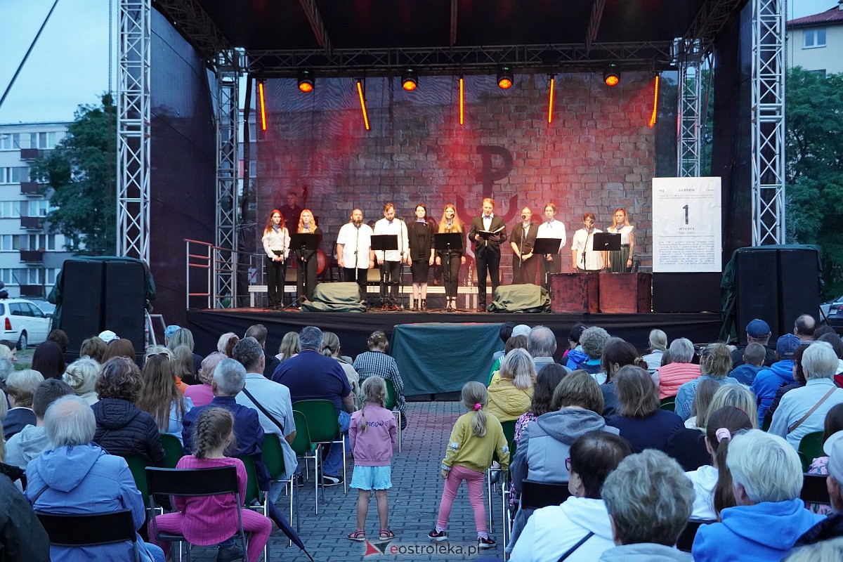 Koncert Ostrołęka Powstańcom Warszawskim [1.08.2023] - zdjęcie #24 - eOstroleka.pl