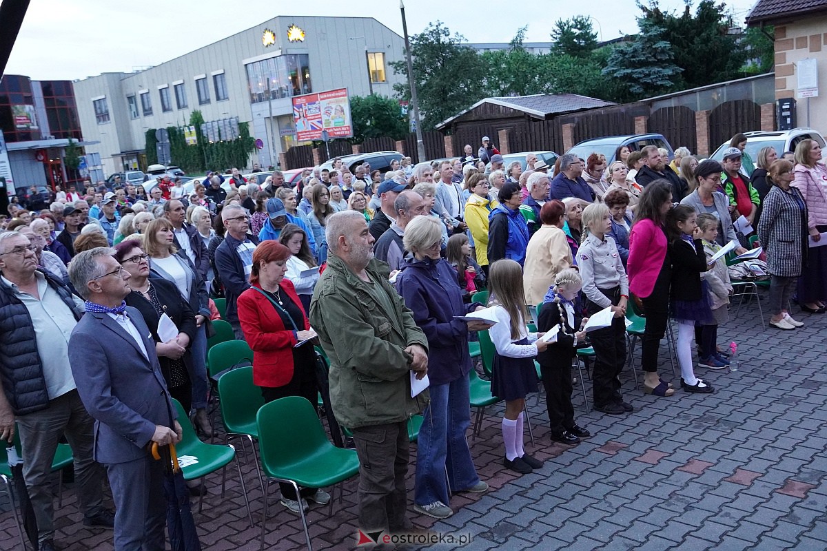 Koncert Ostrołęka Powstańcom Warszawskim [1.08.2023] - zdjęcie #21 - eOstroleka.pl